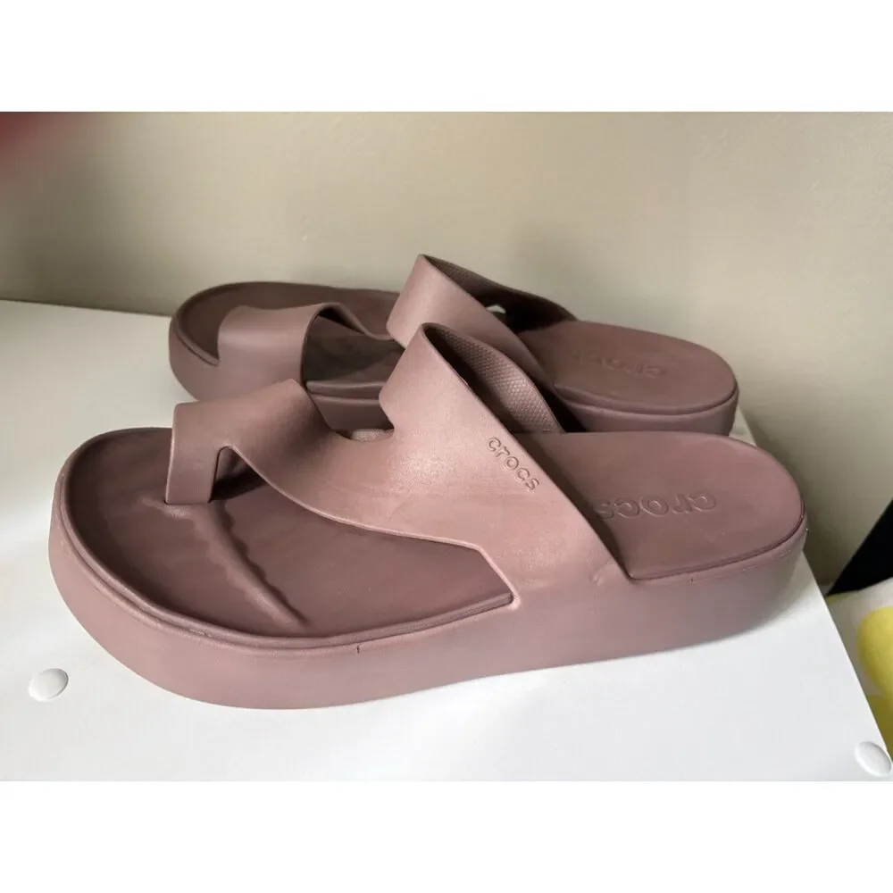 Crocs Getaway Platform Toe Loop Truffle size 11